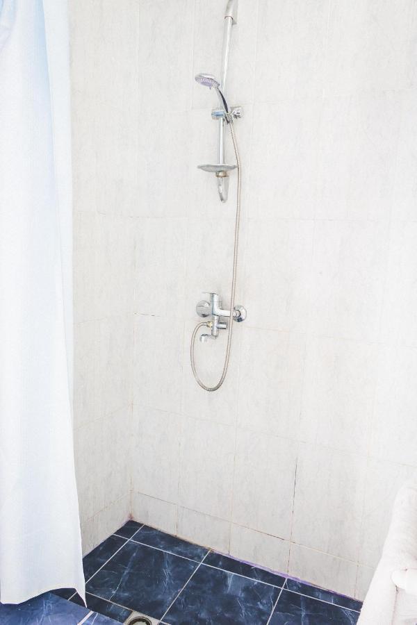 Guest House Big Family Tbilisi Exterior foto