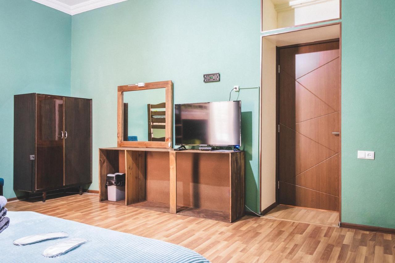 Guest House Big Family Tbilisi Exterior foto